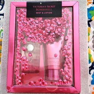 Victoria Secret Bombshell Mist & Lotion